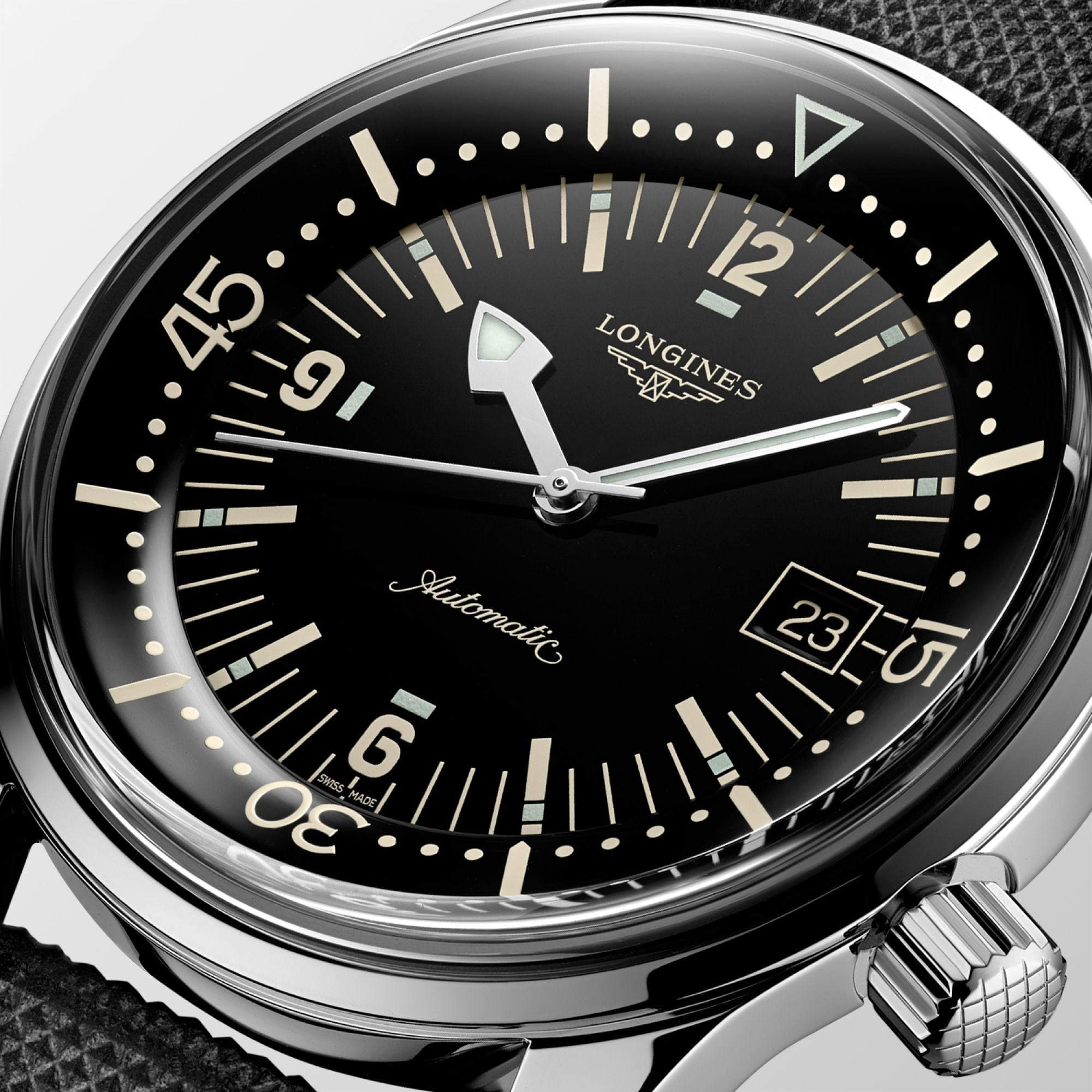 the-longines-legend-diver-watch-l3-774-4-50-0-detailed-view-2000x2000-3.jpg